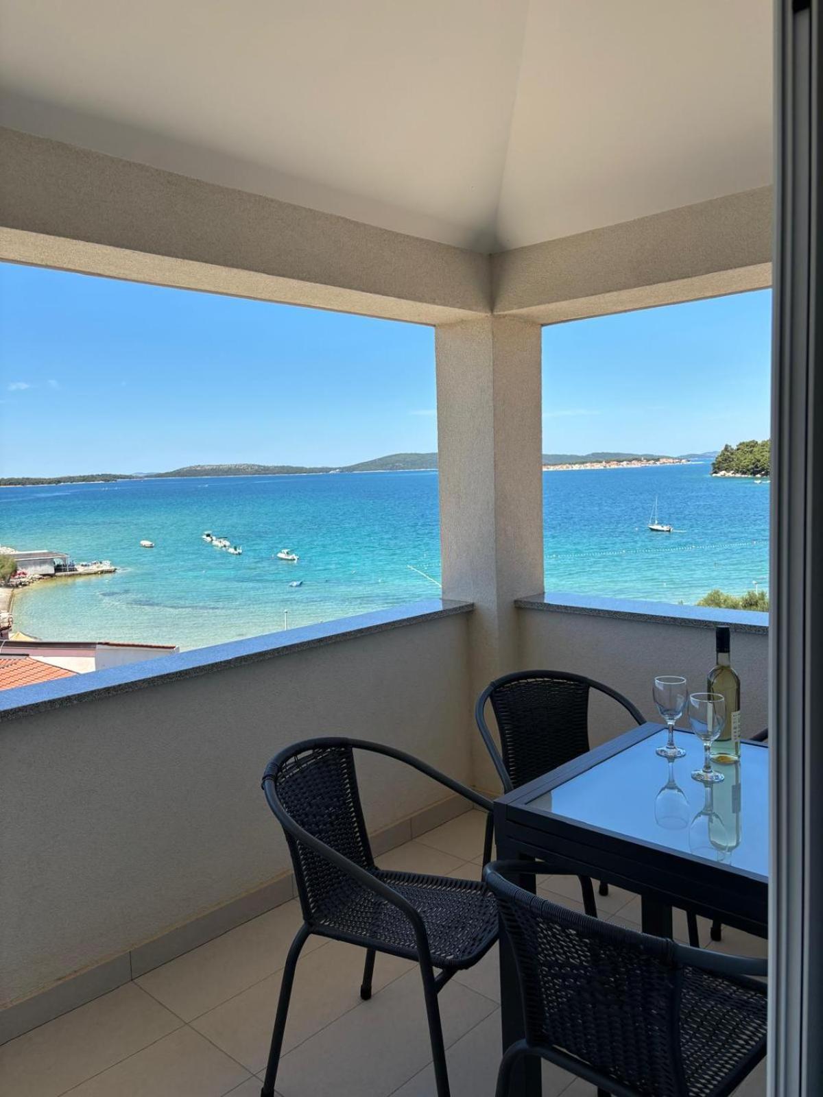 Sea View Apartments Žaborić Eksteriør billede